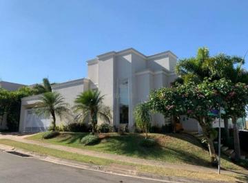 Casa · 233m² · 3 Quartos · 4 Vagas · Casa à venda em Campinas, Loteamento Parque dos Alecrins, com 3 suítes, com 233 m²