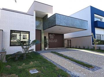 Casa · 206m² · 3 Quartos · 4 Vagas · Casa à venda em Campinas, Swiss Park, com 3 suítes, com 206 m²