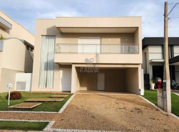 Casa · 260m² · 3 Quartos · 4 Vagas · Casa para alugar em Campinas, Swiss Park, com 3 suítes, com 260 m²