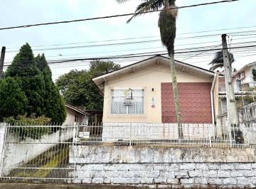 Casa · 260m² · 3 Quartos · 2 Vagas · CASA 3 QUARTOS EM CAPOEIRAS COM AMPLO TERRENO
