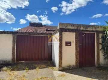 Casa · 209m² · 3 Quartos · 2 Vagas · Casa para Locação, Plano Diretor Sul ARSE 71 Quadra 704 sul - Palmas/To