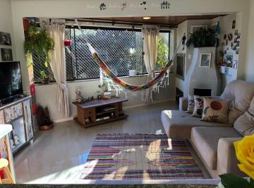 Apartamento en Venda de 1 quarto Cristal · Um dormitório com lareira e churrasqueira