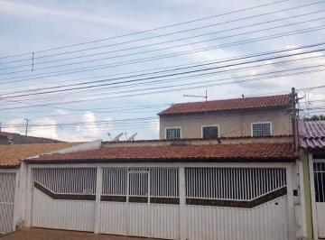 Casa de 5 quartos, Brasília · CASA COM SOBRADO - ACEITA PROPOSTA!