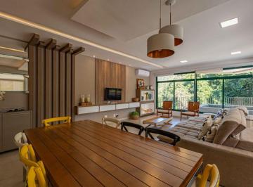 Apartamento de 4 quartos, Ubatuba · Cobertura mobiliada