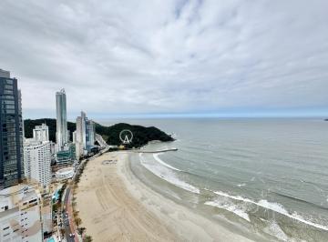 Casa de 4 quartos, Balneário Camboriú · Casa para venda em Centro de 184.00m² com 4 Quartos, 4 Suites e 3 Garagens