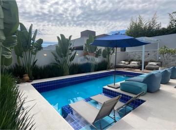 Casa · 382m² · 5 Quartos · 4 Vagas · Casa de Condomínio para alugar em Cidade Tamboré de 382.00m² com 5 Quartos, 4 Suites e 4 Garagens