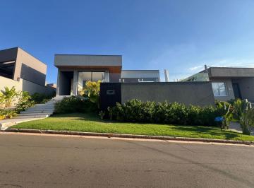 Casa · 384m² · 4 Quartos · 4 Vagas · Casa de Condomínio para alugar em Condomínio Marambaia de 384.00m² com 4 Quartos, 4 Suites e 4 Garag