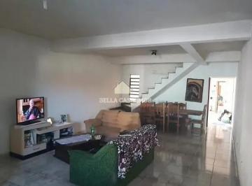 Casa en Venda de 4 quartos Jardim Zulmira · Casa para venda em Jardim Zulmira de 214.00m² com 4 Quartos, 1 Suite e 1 Garagem