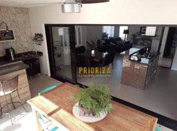 Casa · 264m² · 3 Quartos · 6 Vagas · Casa de Condomínio para venda e aluguel em Alphaville Nova Esplanada I de 264.00m² com 3 Quartos, 3 