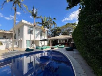Casa · 696m² · 6 Quartos · 6 Vagas · Casa de Condomínio para venda e aluguel em Condomínio Marambaia de 696.00m² com 6 Quartos, 6 Suites