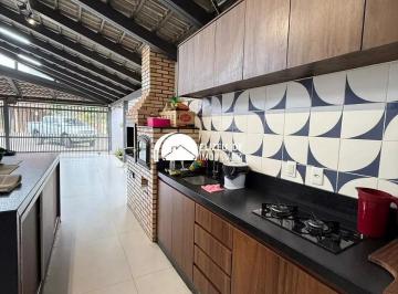 fa399e5a03f8bb4fe1b7cdffb9284765.jpg · Maravilhosa casa térrea para venda no Guará II, Brasília DF - CA1794