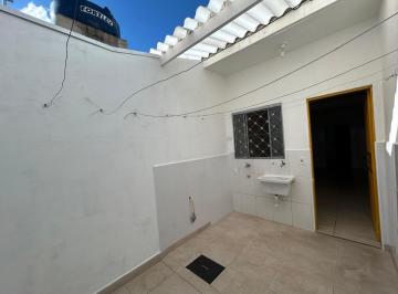 c7038660-a160-44a4-a0c4-68e734f5ac5f · Deslumbrante casa para venda em Jardim Tietê com 4 quartos, 170m²