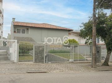 Casa · 302m² · 3 Quartos · 4 Vagas · Casa à venda - em Mercês