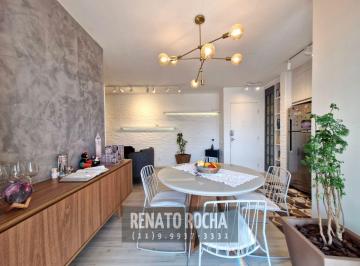 Apartamento de 2 quartos, São Paulo · Apartamento com 2 quartos (1 suíte), 1 vaga, reformado, à venda no Butantã.
