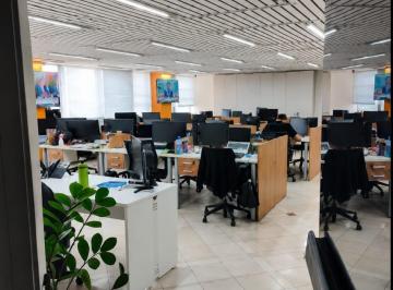 Comercial · 602m² · 4 Vagas · Sala comercial na Avenida Brigadeiro Faria Lima, N. 2092 - Conjunto 131 • 602 m²