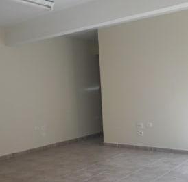 Comercial · 240m² · 1 Vaga · Sala comercial na Avenida Francisco Vieira Bueno, N. 129 - Conjuntos 1, 2, 3 e 4 • 240 m²