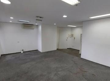 Comercial · 39m² · 1 Vaga · Sala comercial na Rua Doutor Neto de Araújo, N. 320 - Sala 208 • 39 m²
