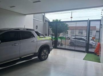 Casa · 238m² · 4 Quartos · 2 Vagas · VENDA | Sobrado, com 4 dormitórios em Jardim Diamante, Maringá