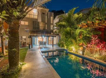 Casa · 345m² · 4 Quartos · 4 Vagas · RE/MAX Vende Casa em Condomínio R$ 2.385.000 - 550m², 4 suítes, 5 banheiros, 4 vagas  - Parque Prado