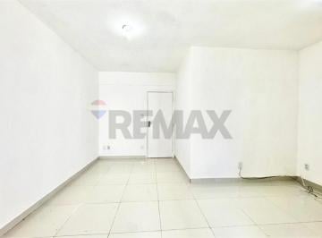 Apartamento · 78m² · 2 Quartos · 1 Vaga · Apartamento com 2/4 mais dependência completa para locação no Saboeiro/Paralela