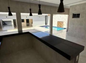 Casa de 3 quartos, São Paulo · Casa de 180 m2 con 3 quartos en venda en Cidade Patriarca