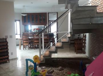 Foto 01 · Sobrado para venda com 4 dormitórios e piscina na Vila Oliveira.