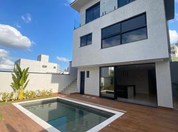 Foto 01 · Casa para venda com 3 suítes e piscina no Condomínio Bella Citta Fazenda Rodeio.