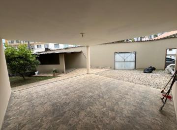 Foto 01 · Casa térrea para venda com 2 dormitórios em frente ao Shopping de Mogi.