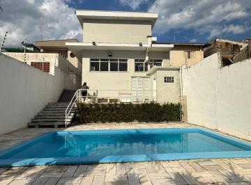 Foto 01 · Casa térrea com 3 dormitórios e piscina para venda próximo a Colinas do Sol.
