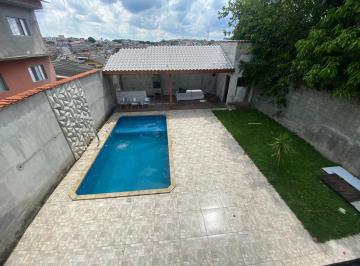 Foto 01 · Casa térrea para venda com 4 dormitórios e piscina na Vila Cecília em Mogi.