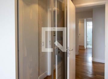 Localizado na vibrante cidade de São Paulo, este apartamento na Vila Sonia ofere · Apartamento à Venda - Portal do Morumbi, 3 Quartos, 145 m2