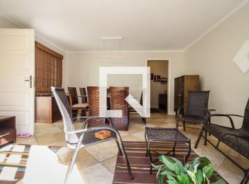 Localizada em São Paulo, esta espaçosa casa de 157 metros quadrados oferece conf · Casa à Venda - Jardim Londrina, 3 Quartos, 157 m2