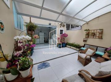 Casa · 120m² · 2 Quartos · 2 Vagas · Jabaquara - Casa Assobrada com 120m² 2 dormitórios, 2 banheiros e 2 vagas de garagem.