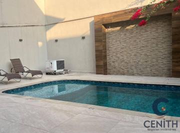 Casa · 5 Quartos · 2 Vagas · Linda Casa no São Paulo II com 4 Suítes, Sótão, Piscina e Lazer Completo
