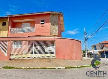 Casa · 184m² · 4 Quartos · 2 Vagas · Casa de Esquina no Jd Europa - 4 Suítes, Lareira e Churrasqueira