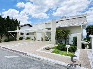 Casa · 450m² · 4 Quartos · 6 Vagas · Casa no Aldeia da Fazendinha - 4 Sts, Piscina Aquecida e Sótão Multiuso