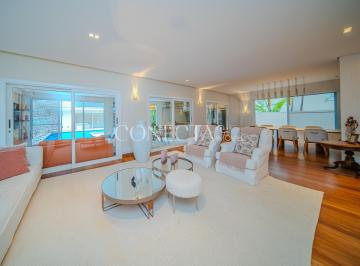 Foto 1 · Espetacular Casa com 4 Quartos em Alphaville - Conforto e Sofisticação em Santana de Parnaíba!