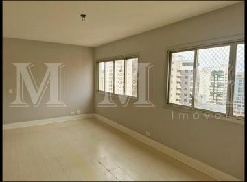 Apartamento · 90m² · 1 Quarto · 1 Vaga · Apartamento Espaçoso com excelente iluminação natural em Moema.