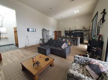 Casa · 2580m² · 3 Quartos · 4 Vagas · Casa Condomínio - Chácaras Condomínio Recanto Pássaros II - Jacareí - 270m² - 3 Dormitórios.