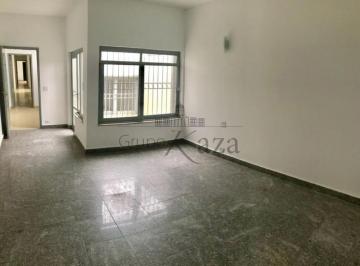 Comercial · 250m² · 3 Quartos · Ponto Comercial Sobreloja - Centro - 250m².
