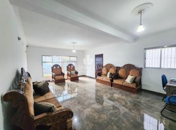 Casa · 206m² · 3 Quartos · 1 Vaga · Sobrado frontal pronto para morar na Penha