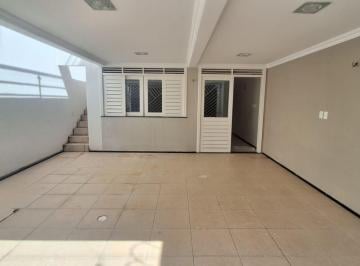 Casa · 226m² · 5 Quartos · 2 Vagas · ✨ Casa reformada com 4 suítes plenas e escritório projetado Pq. Manibura – pr...