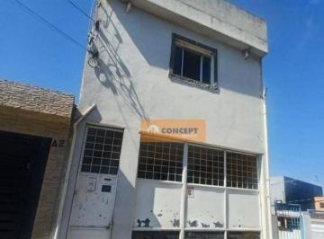 8597a0e513b188a792aa01f2773bcaf99a8daebb · Sobrado com 1 dormitório para alugar, 40 m² por R$ 1.200/mês - Cidade Kemel - Poá/SP