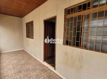 Casa · 200m² · 3 Quartos · Casa residencial com 3 quartos disponível para venda no bairro Lídice em Uberlândia-MG