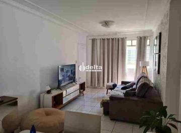 Apartamento · 115m² · 3 Quartos · 2 Vagas · Apartamento com 3 quartos sendo 1 suíte disponível para venda no bairro em Uberlândia-MG