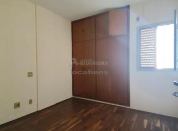 Apartamento · 100m² · 3 Quartos · 2 Vagas · Apartamento no Edificio Abrahão Nonato Próximo ao Centro
