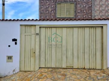 FACHADA · Excelente casa á venda no bairro Jardim dos Manacás em Poços de Caldas MG.
