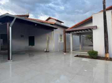Casa · 350m² · 3 Vagas · Casa á venda no Bairro Luizote de Freitas