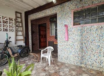 Casa · 39m² · 1 Quarto · 1 Vaga · Casa Geminada à Venda no Real - Praia Grande, 1 Quarto e Garagem