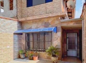 Casa · 152m² · 4 Quartos · 2 Vagas · Sobrado na Praia Grande na Guilhermina